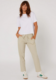 Follow Women's Amora Pant